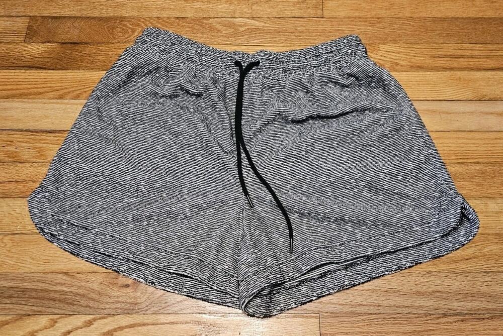 Lou & Grey Women's Athletic Shorts L Gray Heathered Knit Relaxed Drawstring